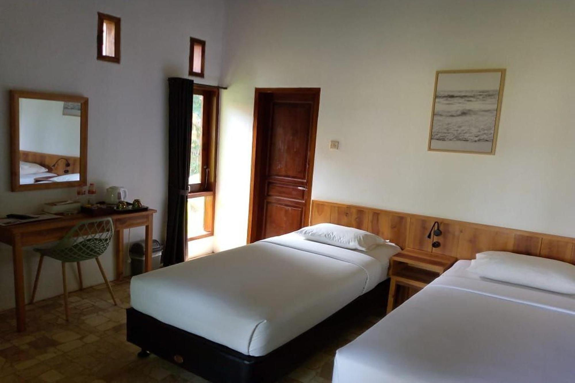เนกลา บีช วิลลา Hotel Godog ภายนอก รูปภาพ